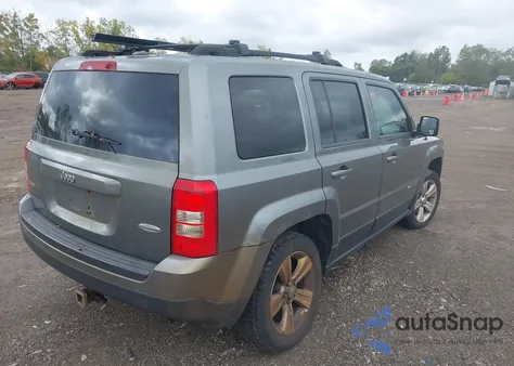 2012 Jeep Patriot Latitude из США, поврежденный, VIN 1C4NJRFB8CD603937